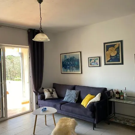 Beautiful Island House Apartmán *