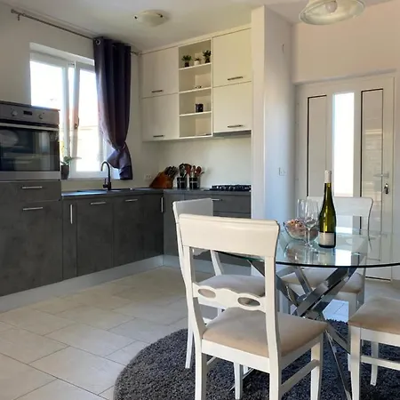 Beautiful Island House * אוגייאן