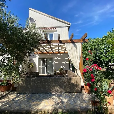 דירה Beautiful Island House אוגייאן