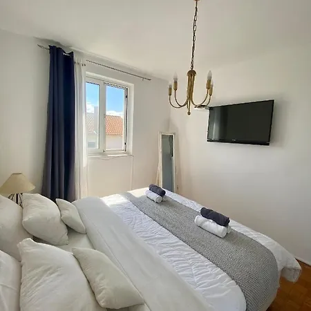 Beautiful Island House *